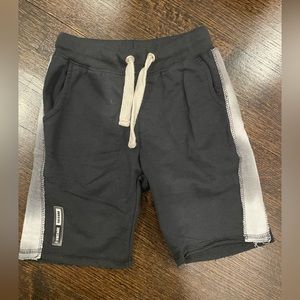 Vintage Havana Boys Shorts, Black with white and grey.  Size 5/6